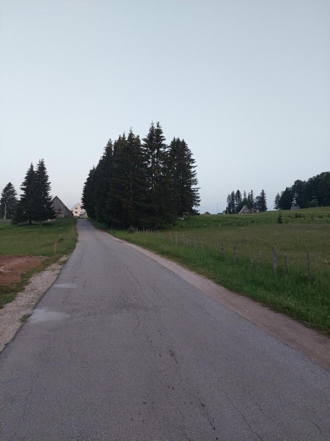 Sumski Raj Žabljak 外观 照片